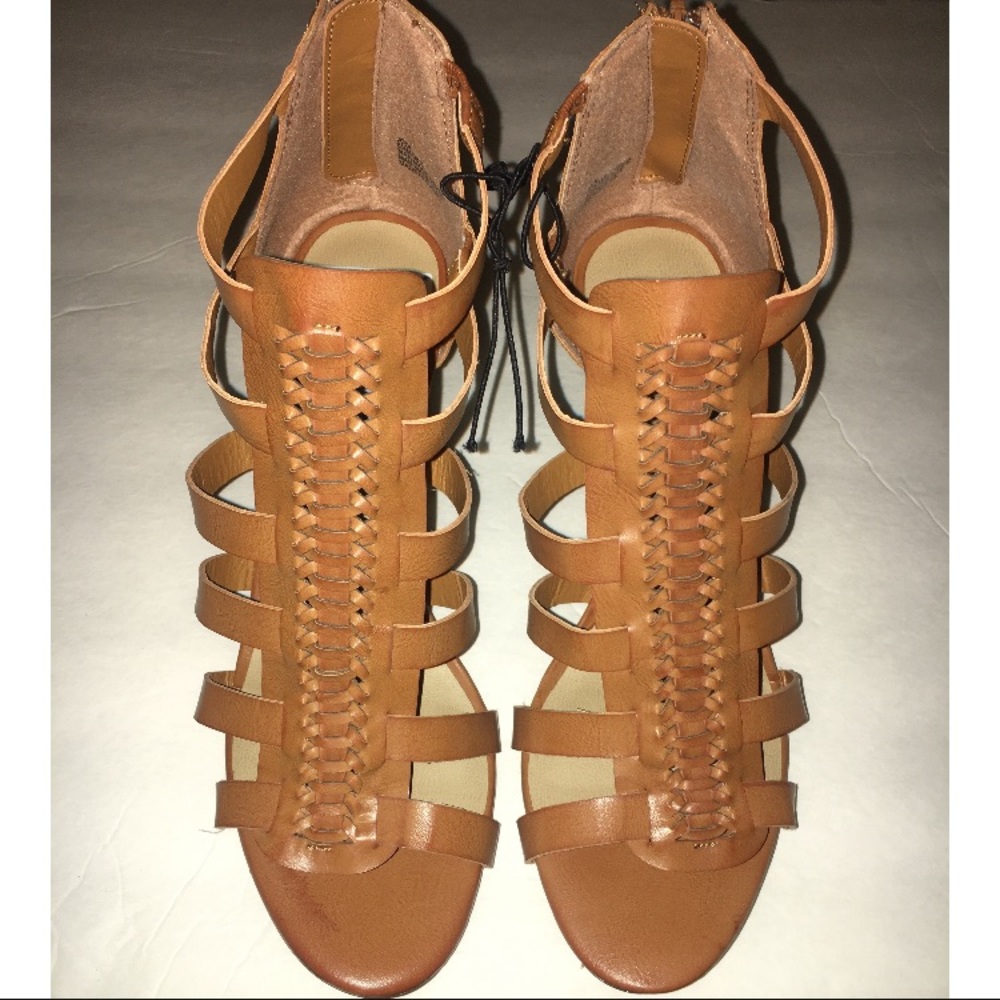 Brown Wedge Sandals with gorgeous detail!