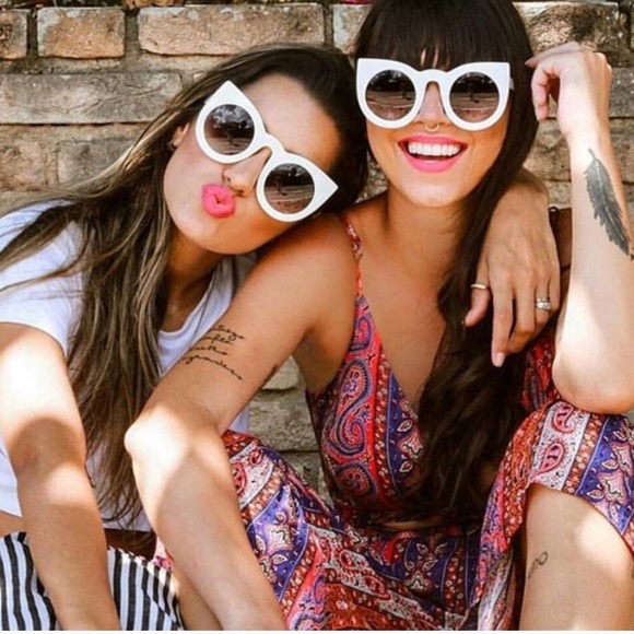 Boutique Accessories - ♡ Cat Eye ♡ Retro White Sunglasses
