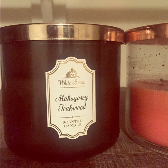 Mahogany Teakwood Bath And Body Works Candle - Picture 1 of 3