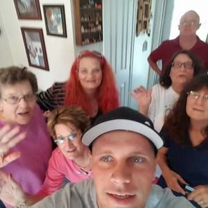 Meet your Posher, Drew