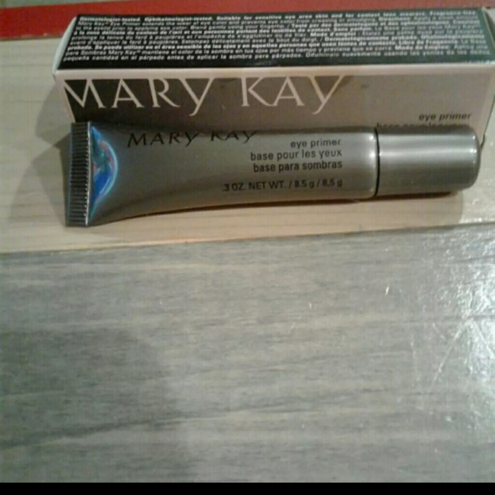 New Mary Kay Eye Primer .3oz.