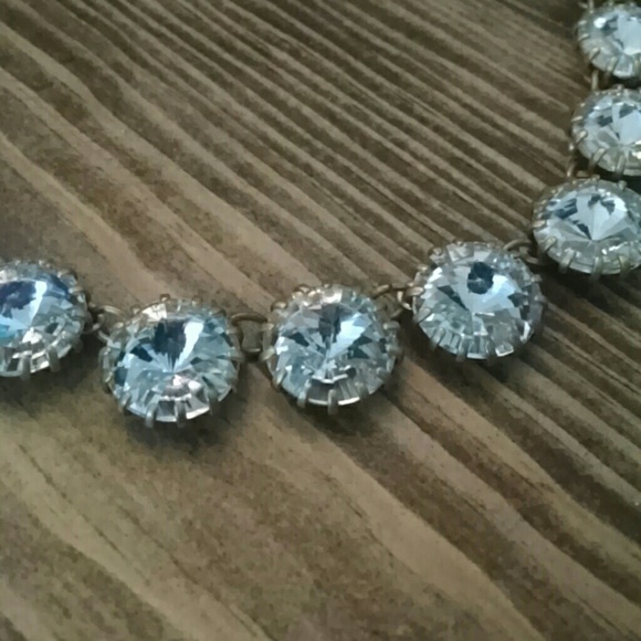 J crew necklace - Picture 2 of 4