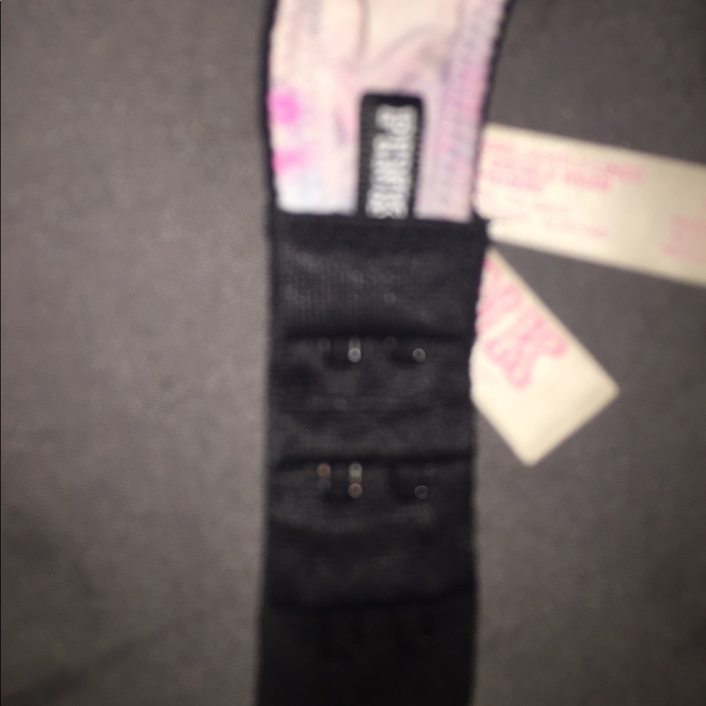 VS - Picture 2 of 3
