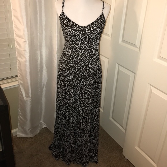 Dresses & Skirts - Sexy Maxi Flowy Summer Dress