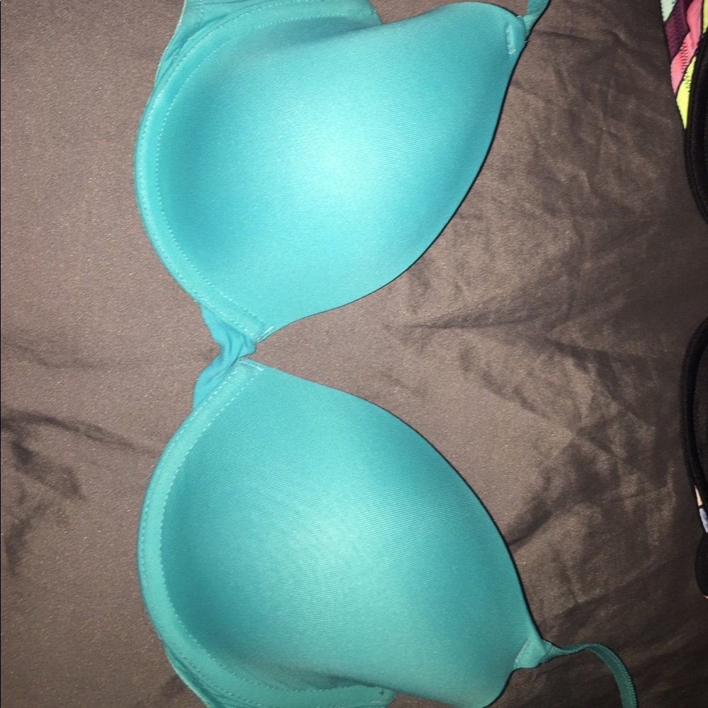 VS