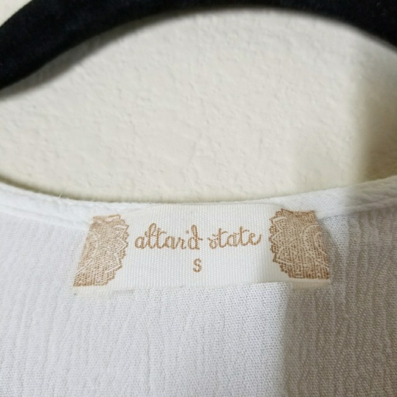 Altar'd State Top - Picture 2 of 4