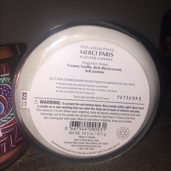Merci Paris - Bath and body works candle - Picture 3 of 4