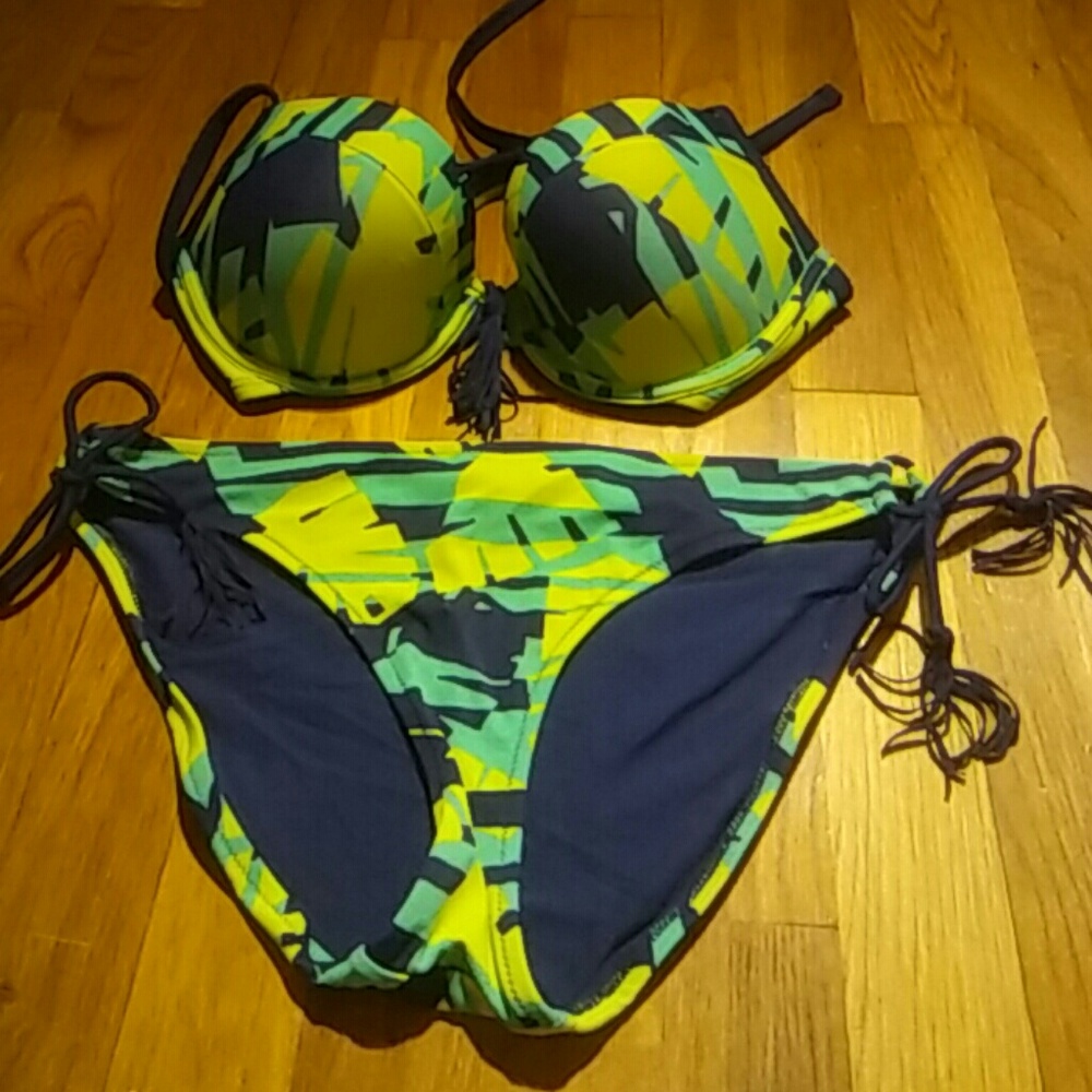 Aerie Bikini 36C / M