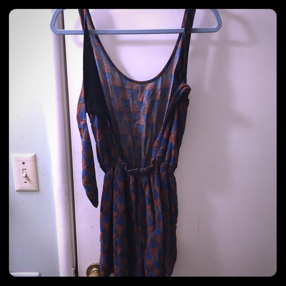 Summer romper - Picture 3 of 3