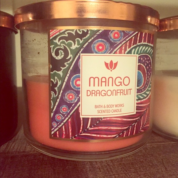 Mango Dragonfruit -Bath and Body Works candle! - Picture 1 of 4