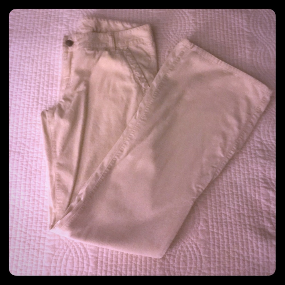 VINTAGE White corduroy flare leg pants   Size: 11