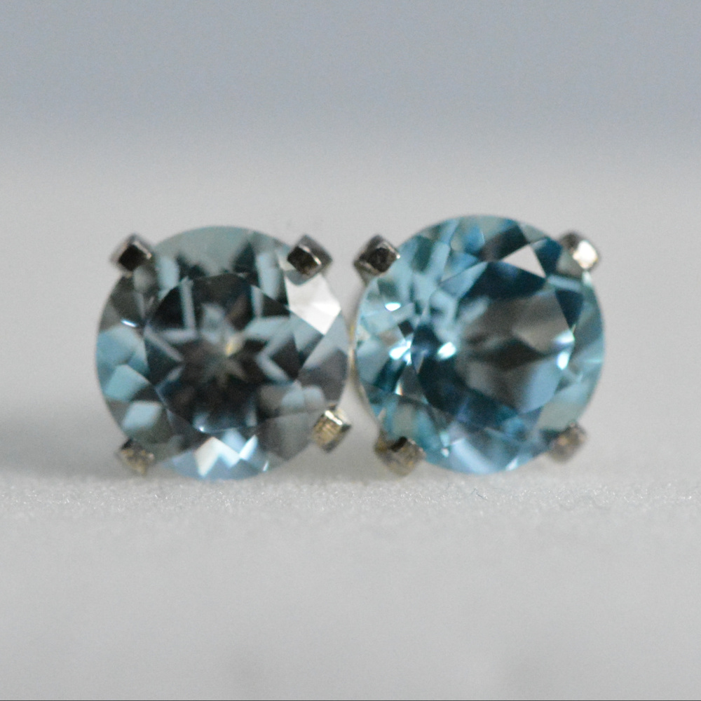 Blue Topaz Earrings Sterling Silver studs 6mm stud