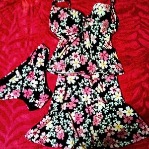 Victoria's Secret - 3 piece Swimsuit Set - Large