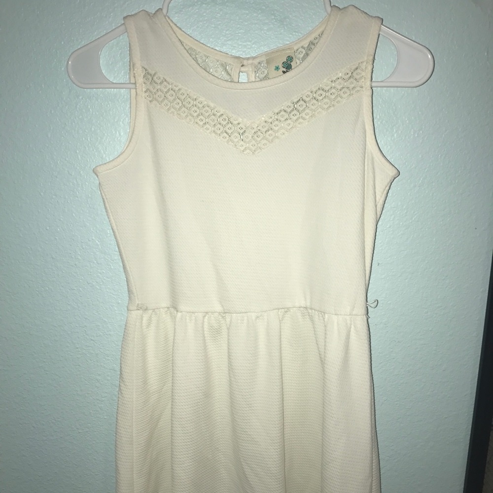 Lace white dress