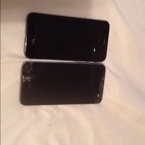 2 iPhone 6s. [ For Parts Only]