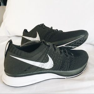 NIKE "sequoia" flyknit trainers