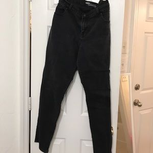Classic Black Skinny Jean