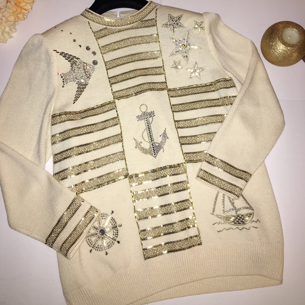 St. John Traditional Knit Sequin Detailed Top