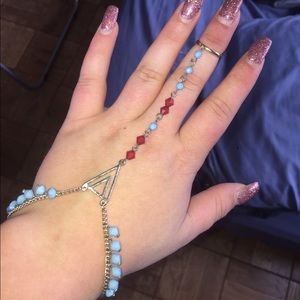 Very cute hand jewelry