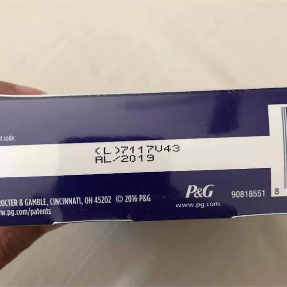 Crest 3D Whitening Strips - Picture 2 of 2