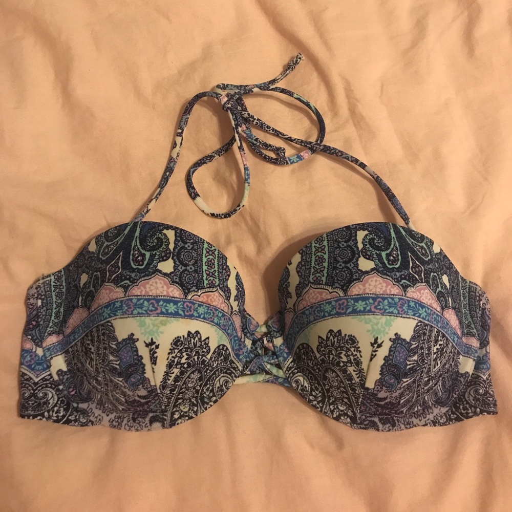 VS Swimsuit Top