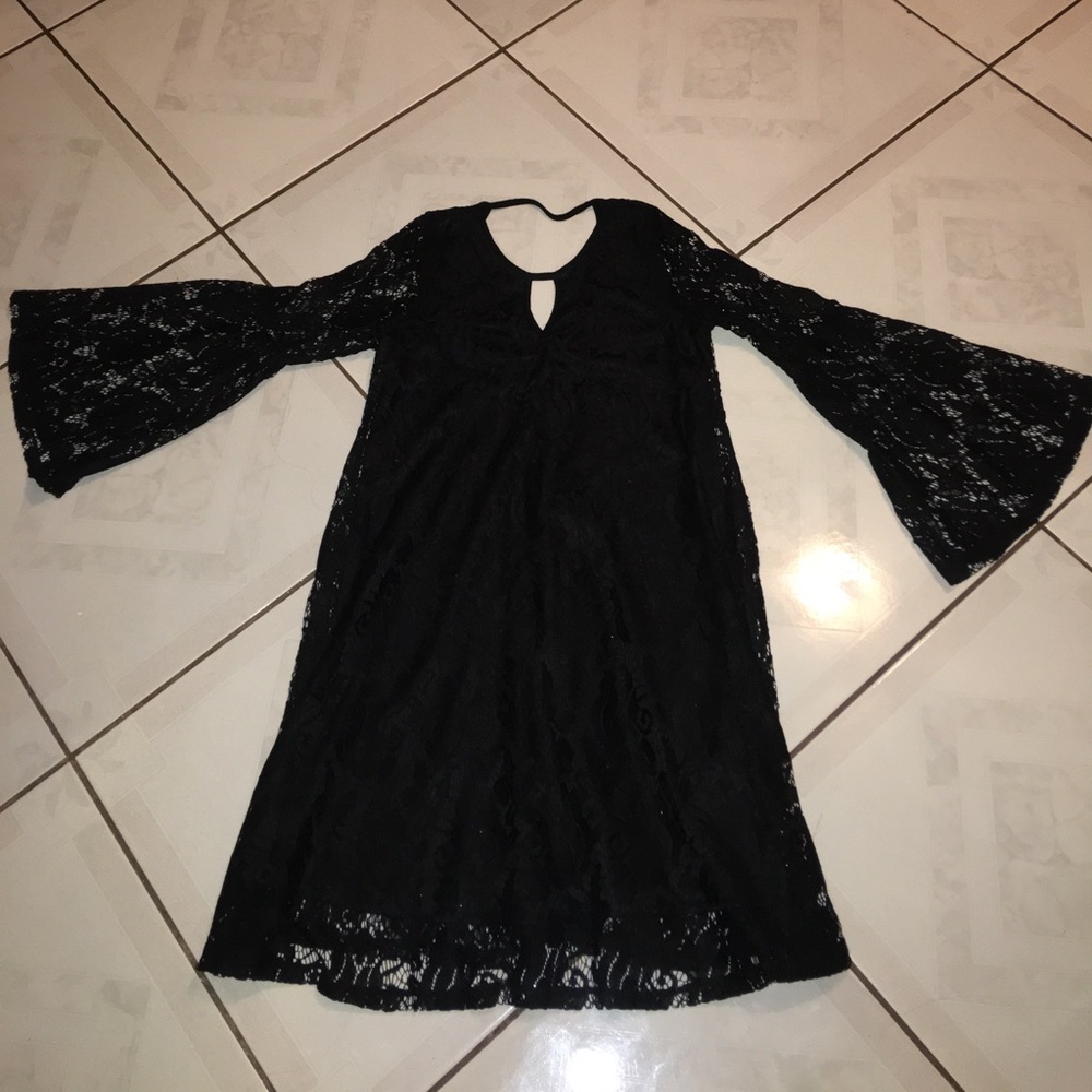 Black  lace dress with bell bottom  sleeve