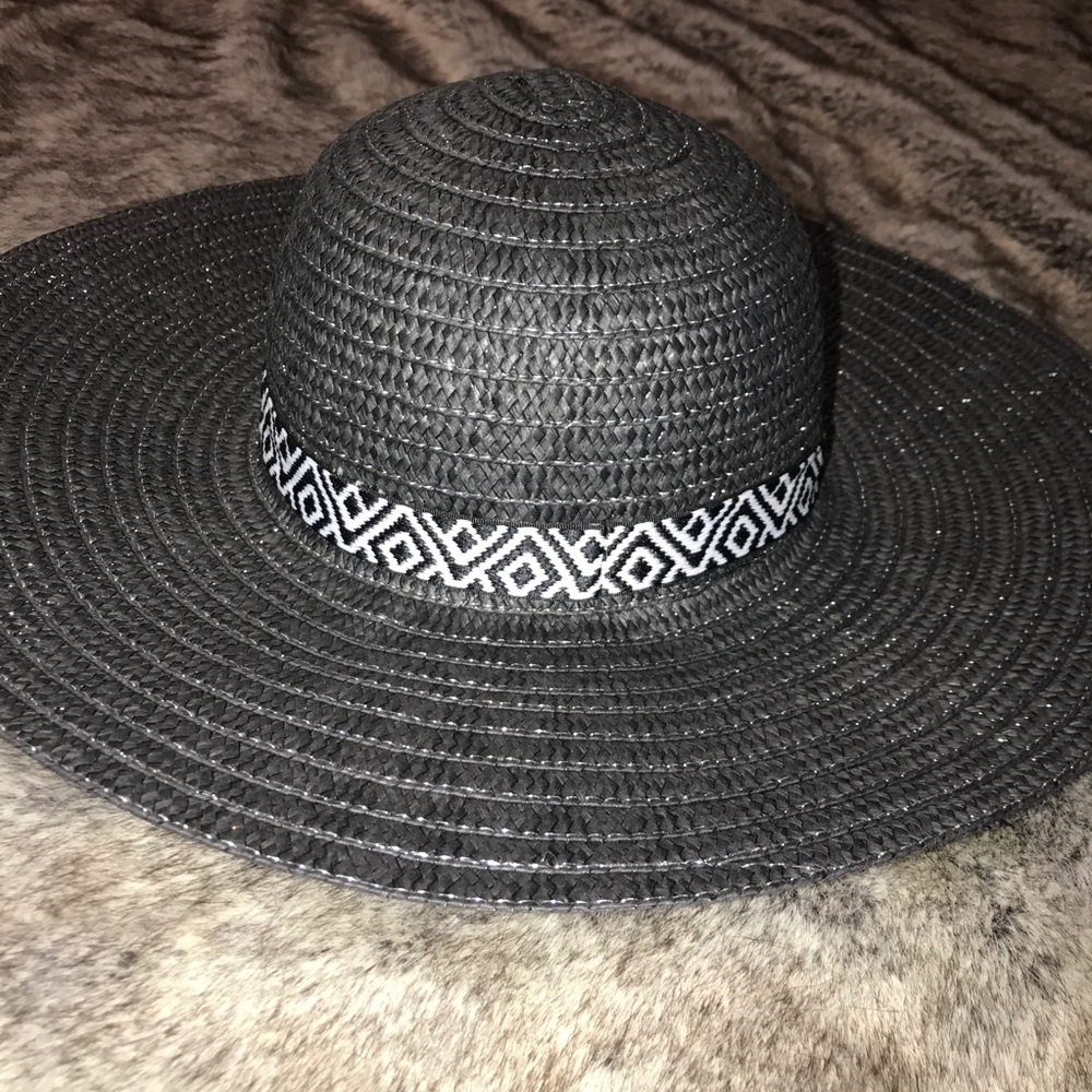 Black Floppy Straw Hat