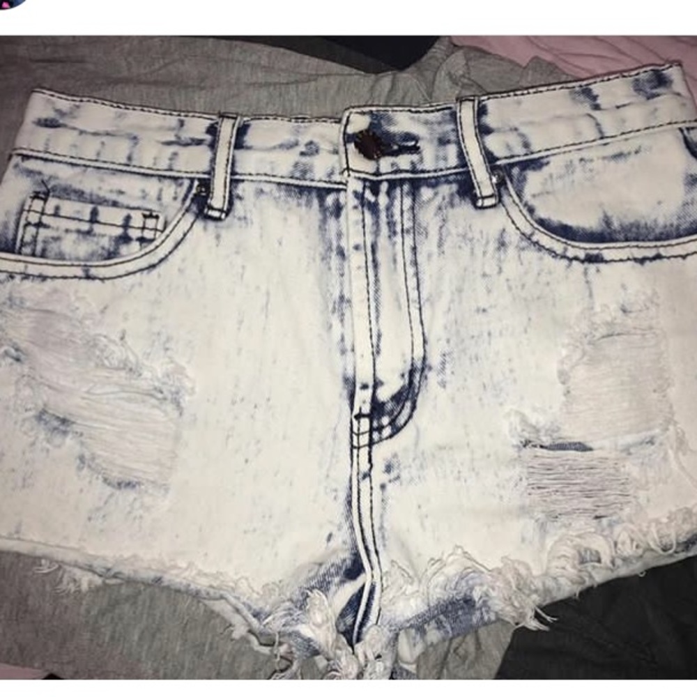 distressed acid wash denim shorts