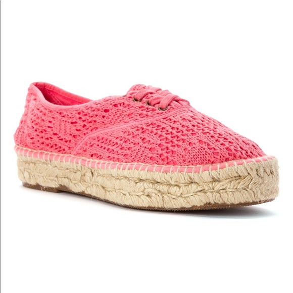 Eco Friendly Pink Crochet Espadrille Sneakers - Picture 3 of 5