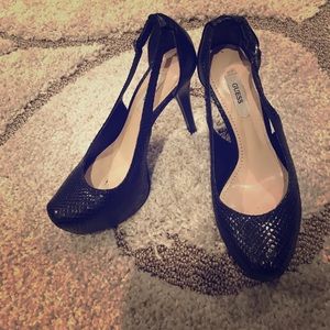 Guess platform high heel