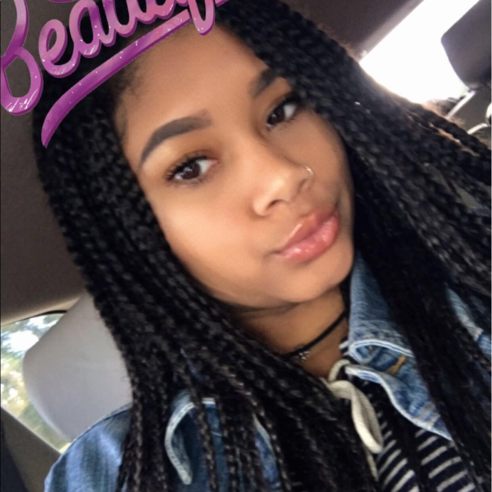 Meet your Posher, Kariel