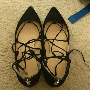 IVANKA TRUMP Black Lace-Up Pointed Flats