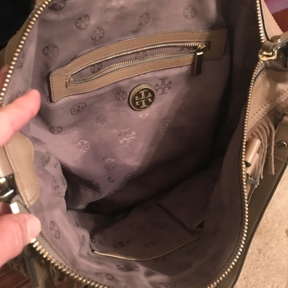 Authentic Tory Burch suede and leather bag! - Picture 4 of 4