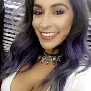 Meet your Posher, Clarissa