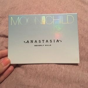 Anastasia Beverly Hills Moonchild Glow Kit