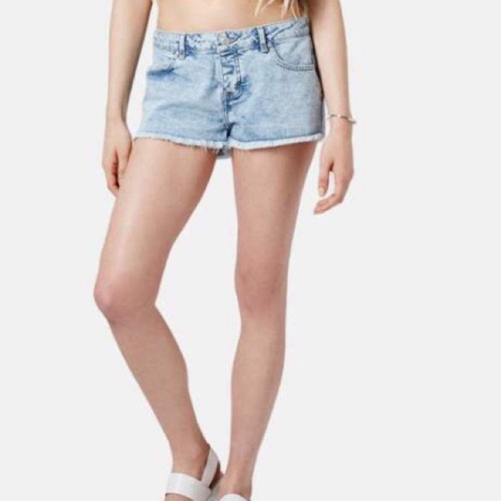 💕Topshop Moto Daisy Shorts