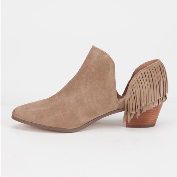 Distressed Fringe V Cut Out Boho Booties - Picture 7 of 7