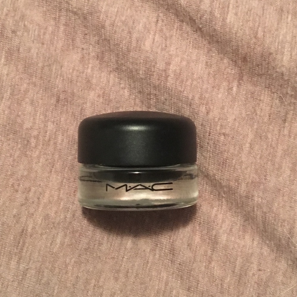 MAC Cosmetics Fluidline Eyeliner