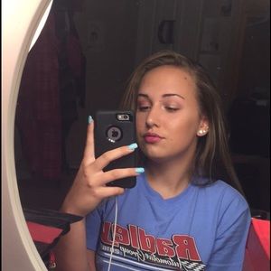 Meet your Posher, Daisha