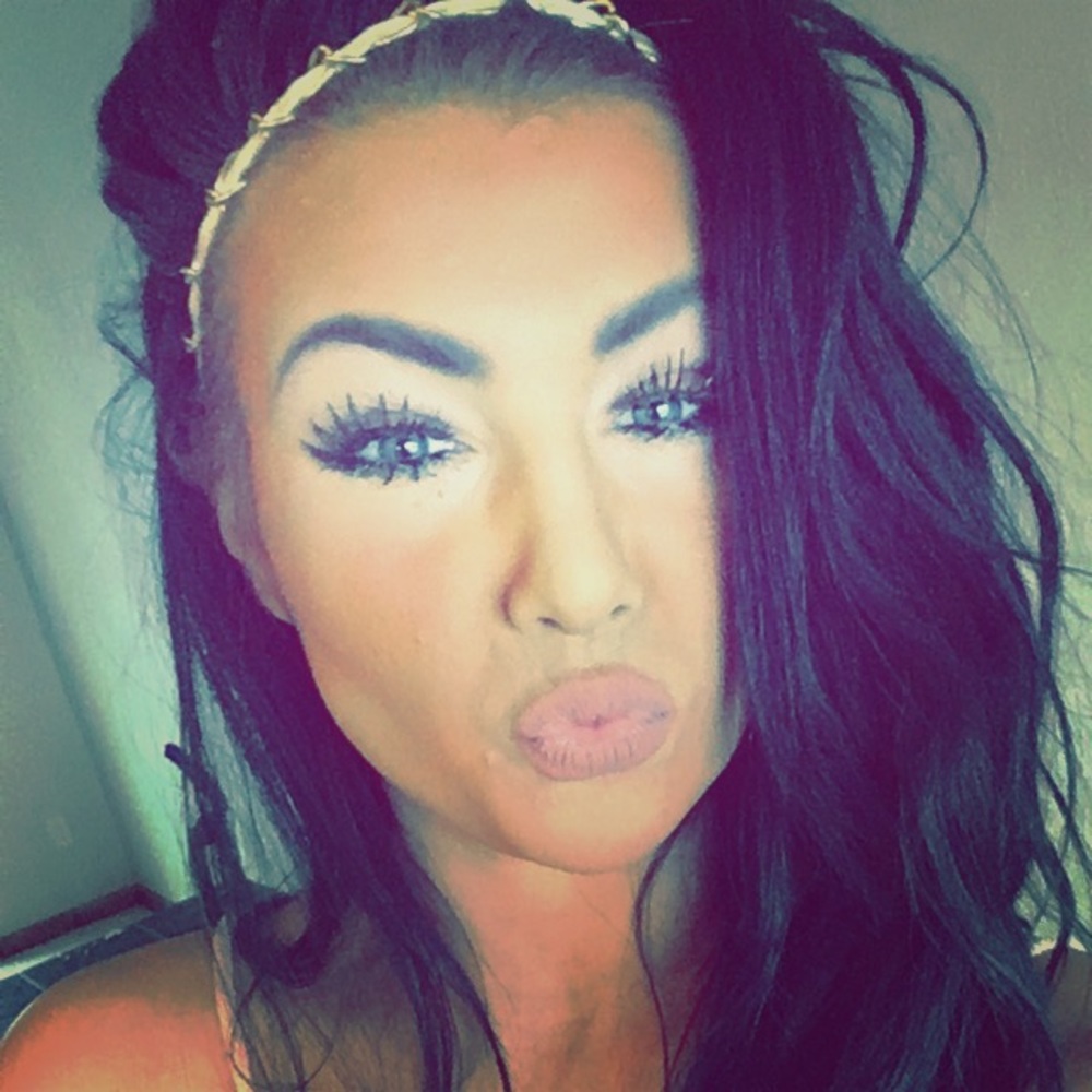 Meet your Posher, Krystal