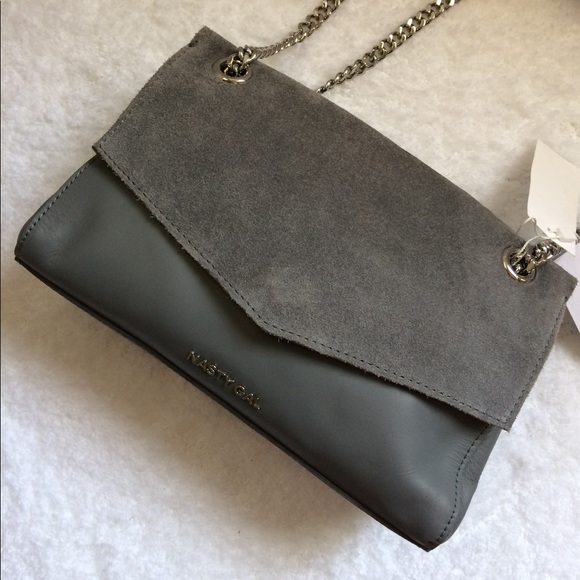 ✨NEW✨ Gray Studded Leather Chain Crossbody Bag - Picture 7 of 8