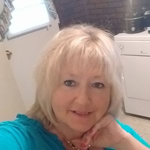 Meet your Posher, Rhonda