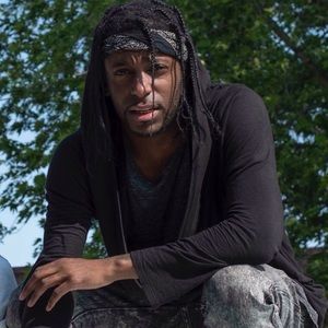 Meet your Posher, Raymon