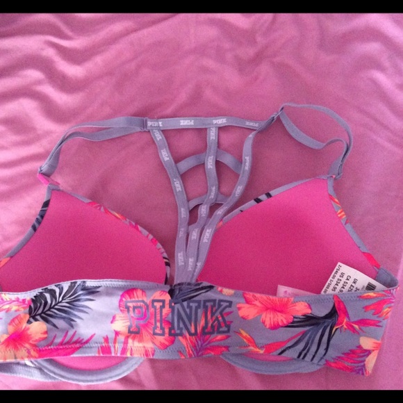 vs pink bra - Picture 2 of 2