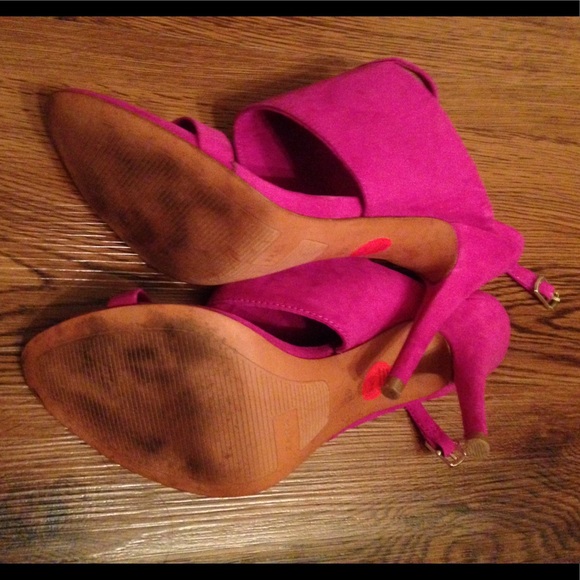 Zara suede fuchsia heels - Picture 6 of 6