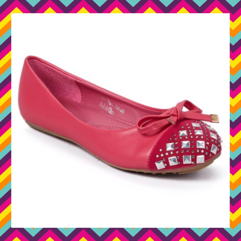 NWT-Fuchsia Flats with Silver Studs