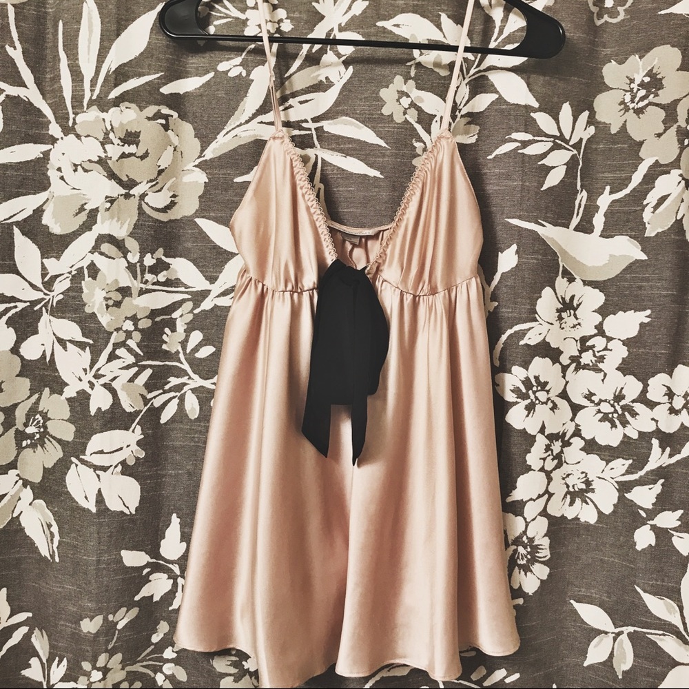 Victoria's Secret satin light pink chemise