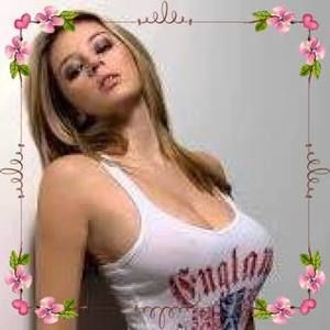 Meet your Posher, Esha