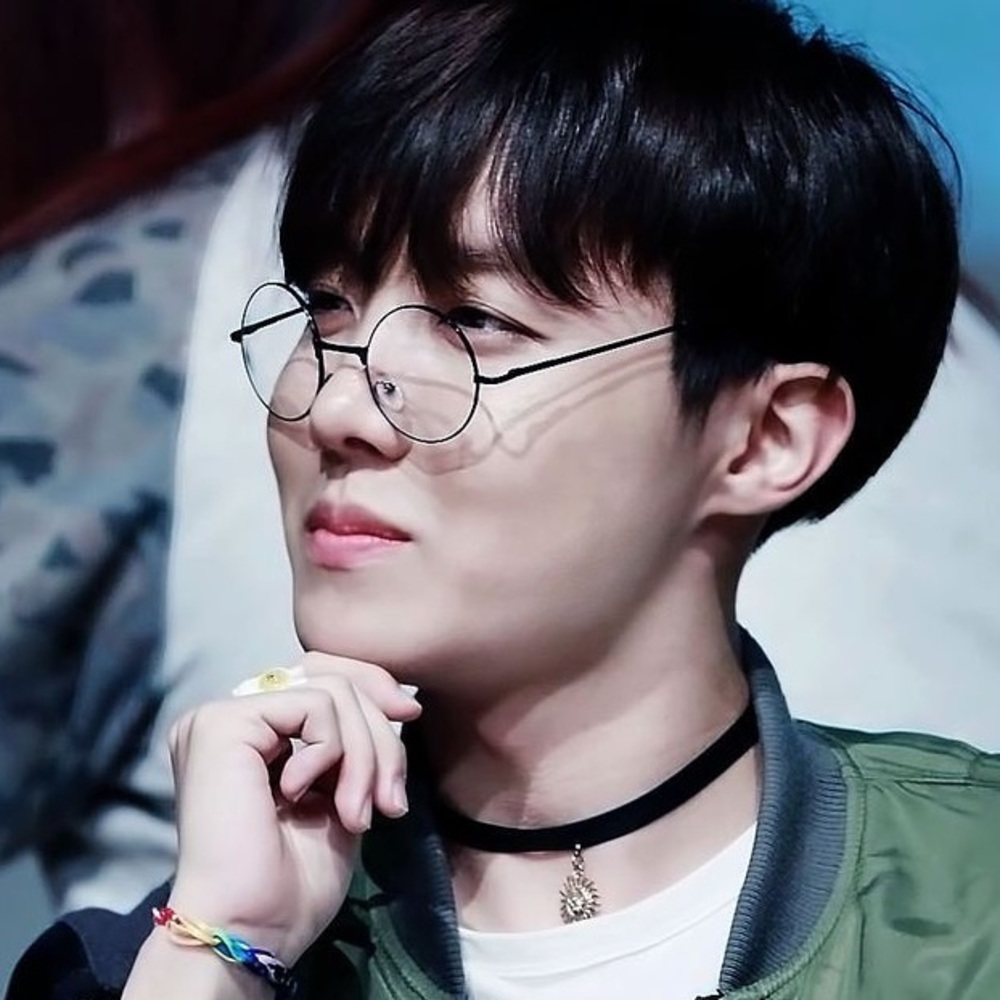 Meet your Posher, Alexia