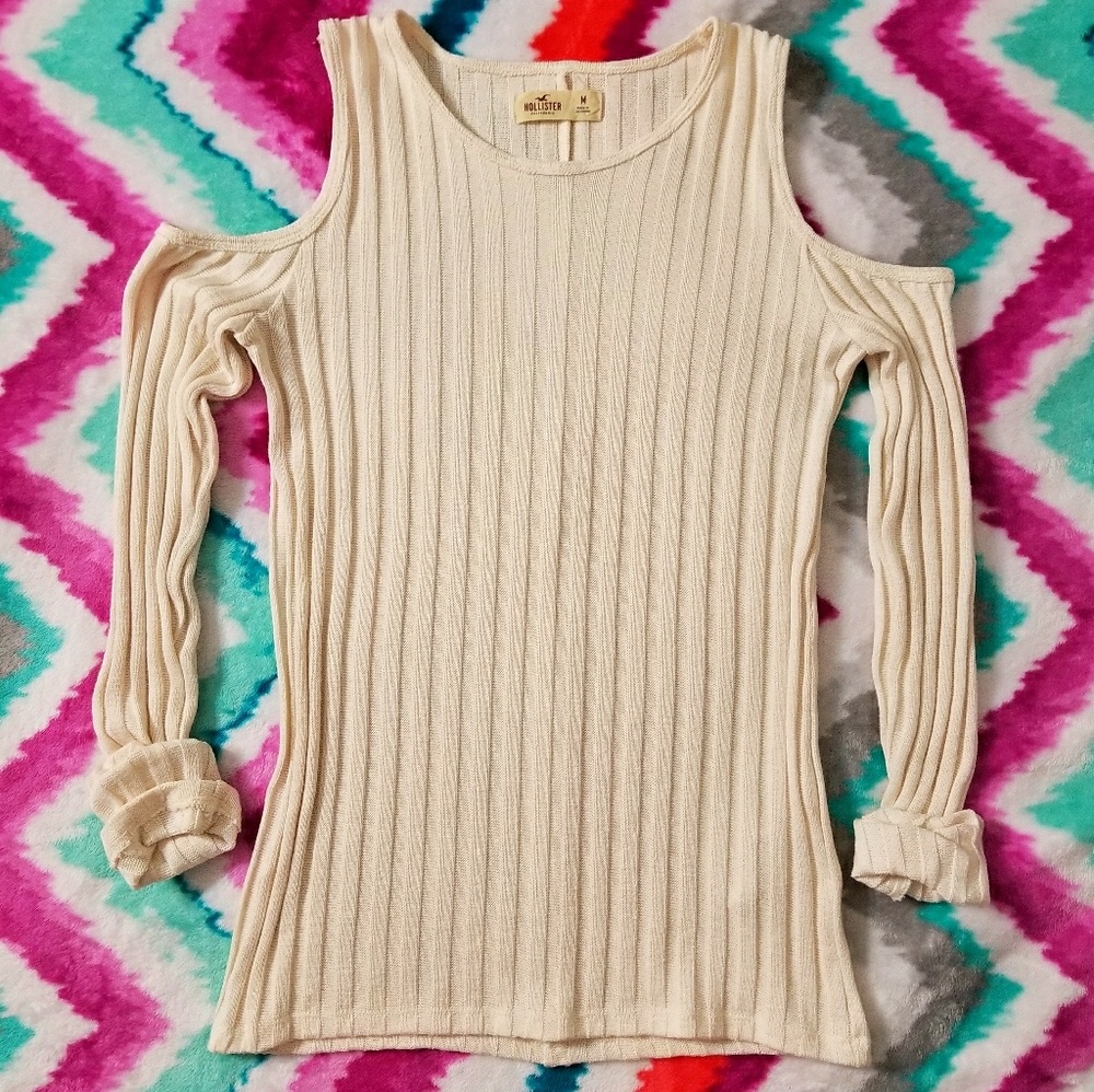 Hollister Cold Shoulder Ribbed Top